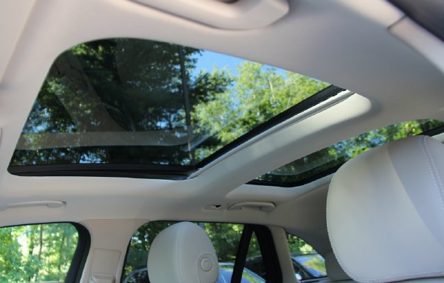 Used 2019 Mercedes-Benz GLC 300 4MATIC image 19