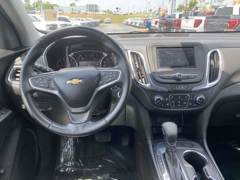 Used 2023 Chevrolet Equinox LT w/ Driver Convenience Package FWD image 12