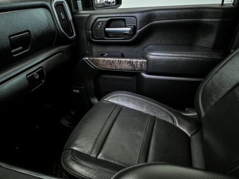 Used 2021 GMC Sierra 2500 Denali w/ Denali Black Diamond Edition image 24