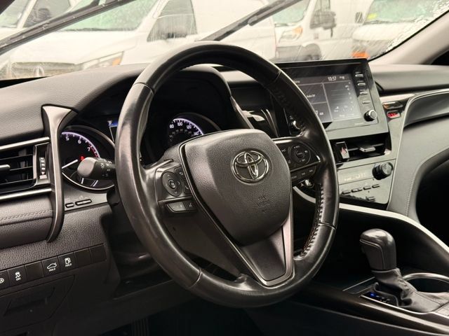 Used 2023 Toyota Camry SE FWD image 23