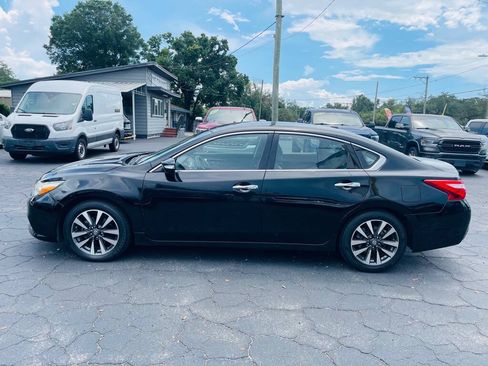 Used 2017 Nissan Altima 2.5 SL FWD image 5