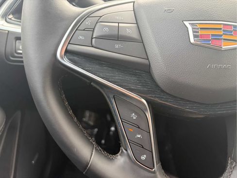 Used 2025 Cadillac XT5 Premium Luxury AWD/4WD image 14