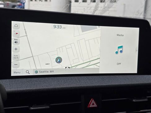 Certified 2024 Kia EV6 Light image 33