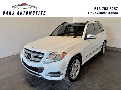 Used 2013 Mercedes-Benz GLK 350 4MATIC image 1