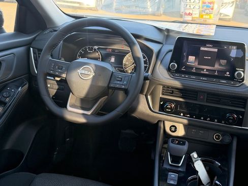 New 2026 Nissan Rogue SV FWD image 11