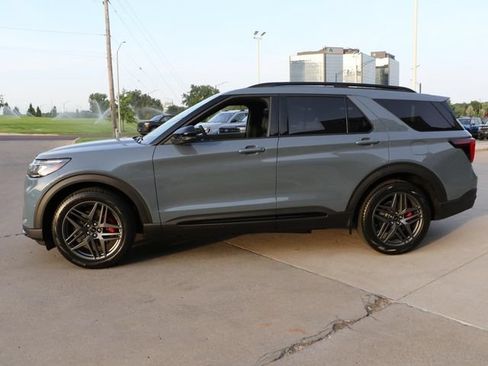 New 2026 Ford Explorer ST w/ Sun And Sound Package AWD/4WD image 4