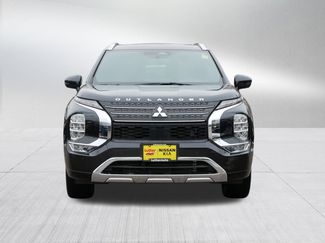 Used 2023 Mitsubishi Outlander SEL video 2