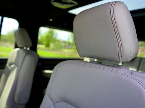 New 2026 Jeep Grand Wagoneer L Summit AWD/4WD image 25