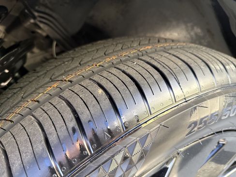 Used 2024 Volkswagen Atlas SE w/ Black Wheel Package image 12