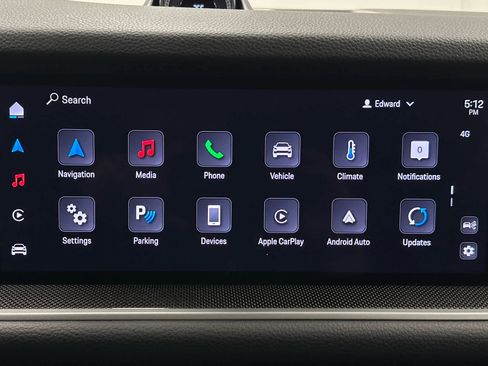 Used 2025 Porsche Cayenne image 35