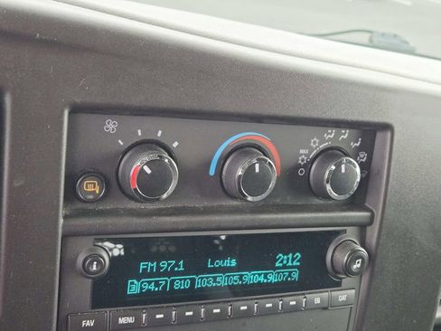 Used 2021 GMC Savana 2500 w/ Driver Convenience Package image 24