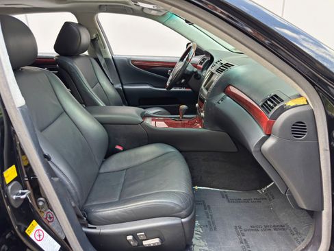 Used 2007 Lexus LS 460 L image 15