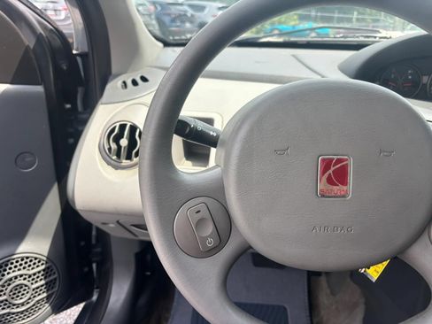 Used 2003 Saturn ION Level 2 w/ Convenience Pkg FWD image 9