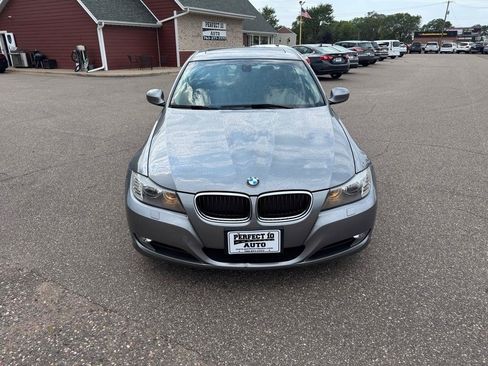 Used 2011 BMW 328i xDrive Sedan AWD/4WD image 12
