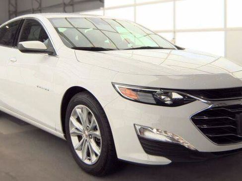 Used 2024 Chevrolet Malibu LT FWD image 6