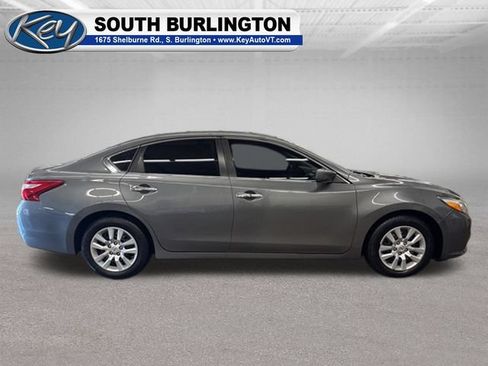 Used 2017 Nissan Altima 2.5 S w/ Power Driver Seat Package FWD image 6