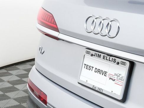 Used 2020 Audi Q7 3.0T Premium Plus w/ Premium Plus Package image 36