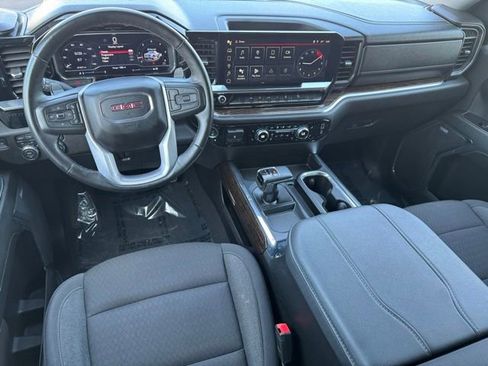 Certified 2024 GMC Sierra 1500 Elevation w/ Preferred Package AWD/4WD image 9