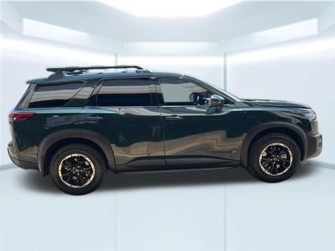 Used 2024 Nissan Pathfinder Rock Creek AWD/4WD image 5