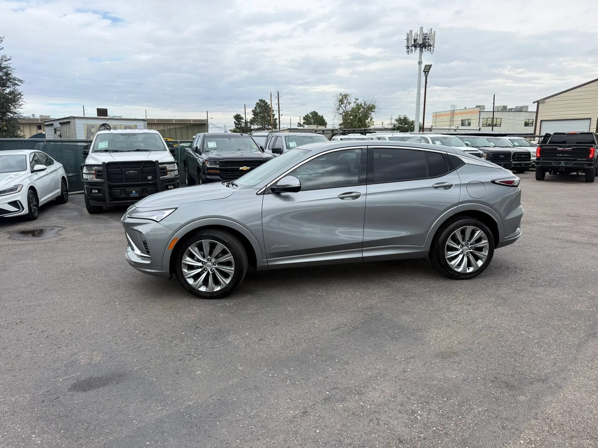 Used 2024 Buick Envista Avenir FWD image 3
