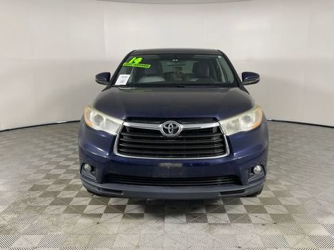 Used 2014 Toyota Highlander Plus AWD/4WD image 18
