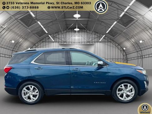 Used 2021 Chevrolet Equinox Premier FWD image 2