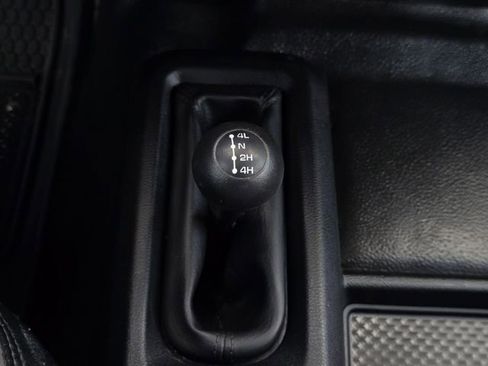 Used 2024 RAM 3500 Tradesman w/ Chrome Appearance Group image 21