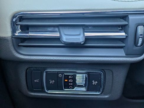 Used 2022 Lincoln Corsair AWD w/ Equipment Group 101A image 26