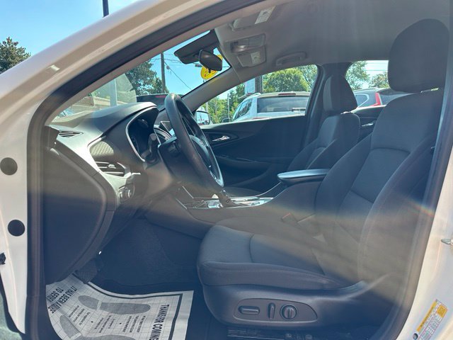 Used 2023 Chevrolet Malibu LT FWD image 10