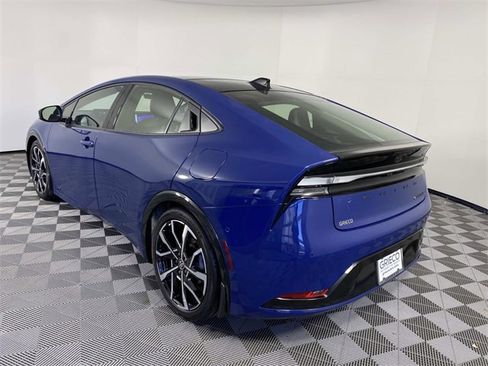 Used 2024 Toyota Prius Prime Premium image 6