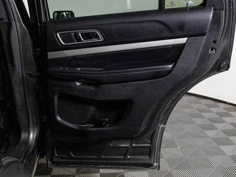 Used 2016 Ford Explorer XLT w/ Equipment Group 201A image 40