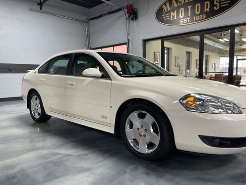 Used 2009 Chevrolet Impala SS w/ Convenience Package image 8