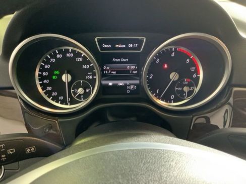 Used 2013 Mercedes-Benz ML 350 BlueTEC 4MATIC image 25