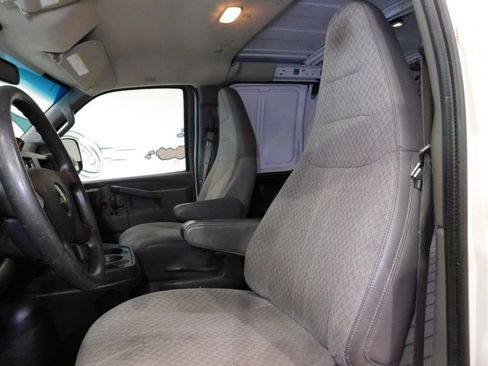 Used 2021 Chevrolet Express 2500 w/ Driver Convenience Package RWD image 36
