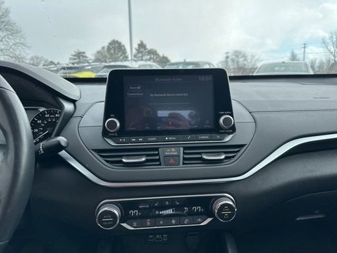 Certified 2020 Nissan Altima 2.5 SV image 18