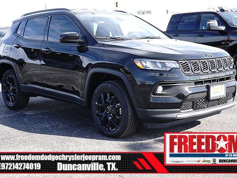 New 2026 Jeep Compass Latitude image 7