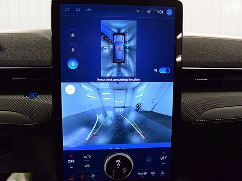 Used 2024 Ford Mustang Mach-E Premium image 25