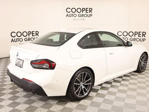 Used 2024 BMW 230i Coupe w/ Premium Package image 21