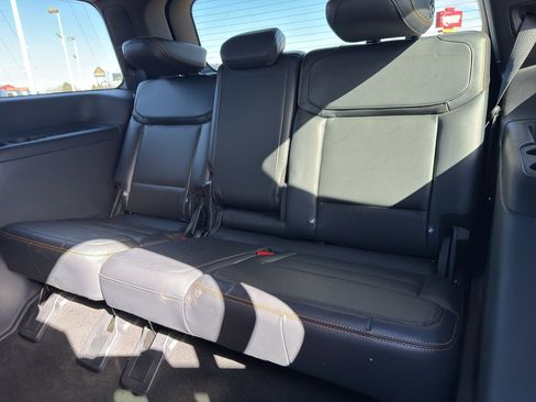 Used 2025 Ford Expedition Tremor image 8