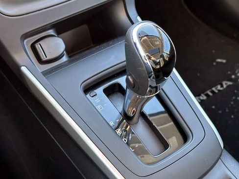 Used 2019 Nissan Sentra SV w/ Special Edition Package image 29