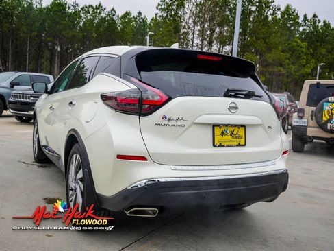 Used 2021 Nissan Murano SL w/ SL Moonroof Package image 5