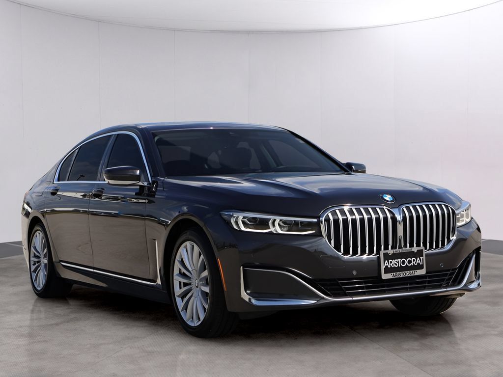 Used 2022 BMW 740i xDrive w/ Premium Package AWD/4WD image 3