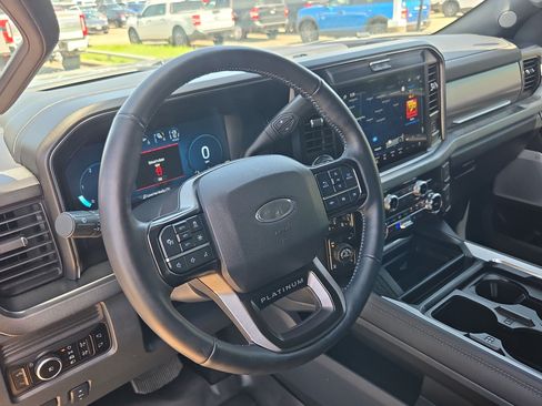 Used 2026 Ford F250 Platinum w/ Tremor Off-Road Package AWD/4WD image 15