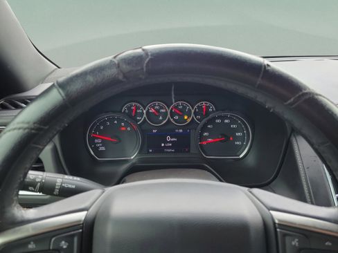 Used 2022 Chevrolet Tahoe LS image 8