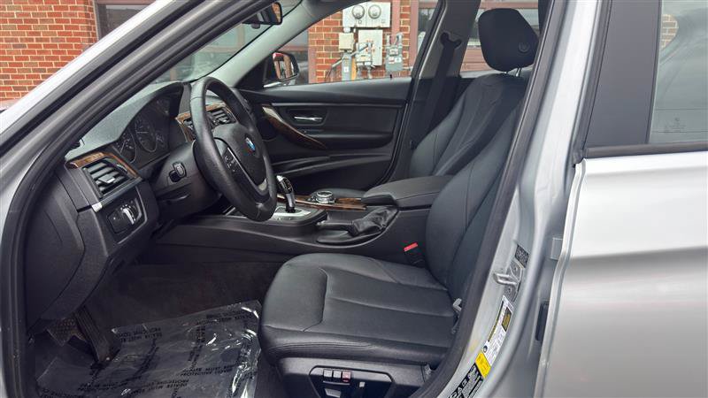 Used 2014 BMW 328i xDrive Sedan AWD/4WD image 29
