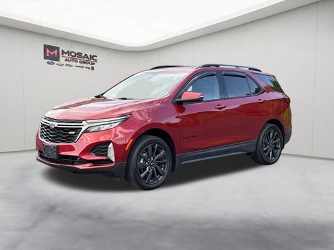 Used 2023 Chevrolet Equinox RS AWD/4WD image 4