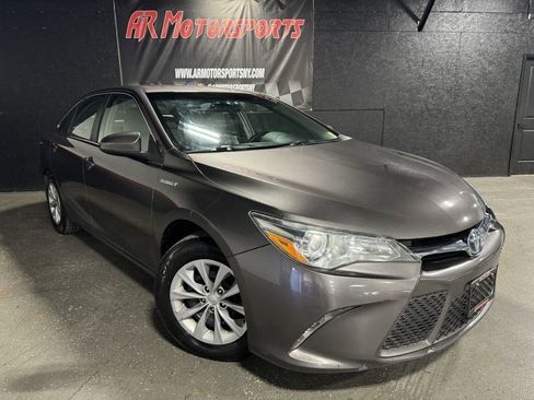 Used 2016 Toyota Camry LE FWD image 6
