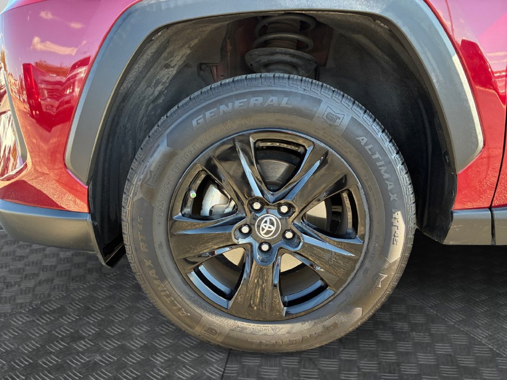 Used 2023 Toyota RAV4 XLE FWD image 22