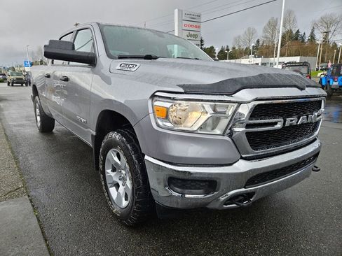 Used 2021 RAM 1500 Tradesman w/ SXT Appearance Group image 4