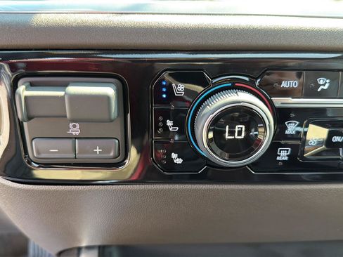 New 2026 Chevrolet Silverado 1500 LTZ w/ LTZ Premium Package AWD/4WD image 28